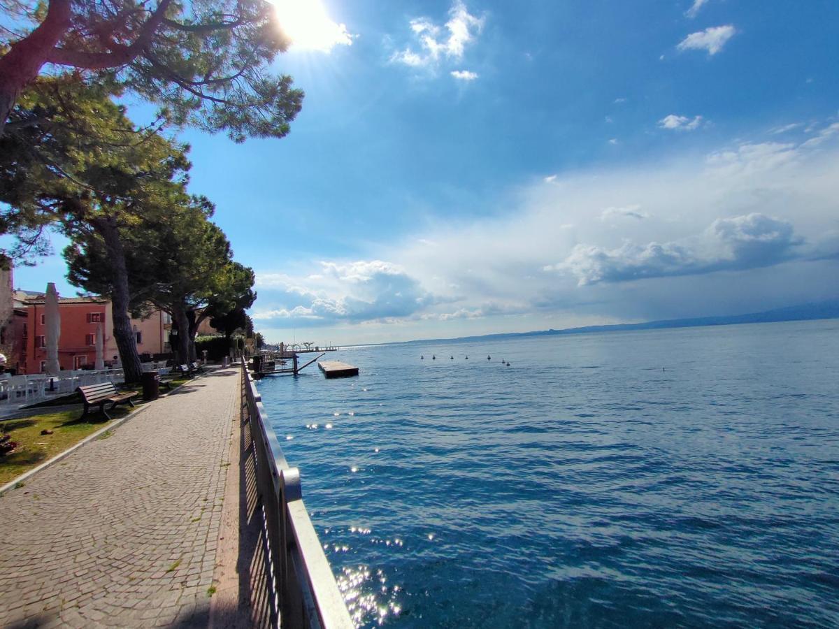 Garda Dreams Apartment Torri Del Benaco Eksteriør billede