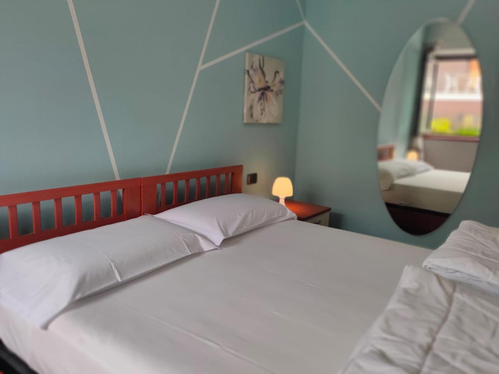 Garda Dreams Apartment Torri Del Benaco Eksteriør billede